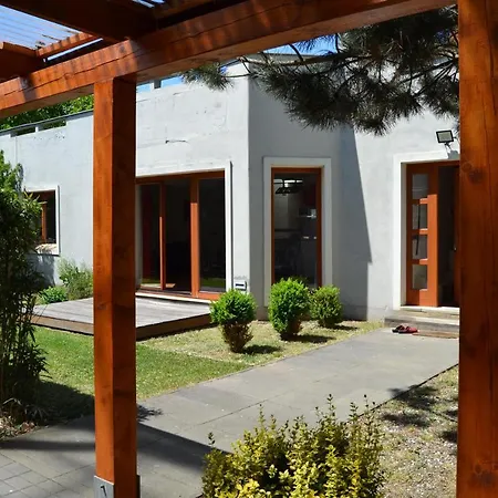 Large House With Parking, 30 Min To Prague Center *