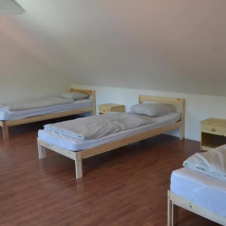 Large House With Parking, 30 Min To Prague Center Uvaly (Central Bohemian)