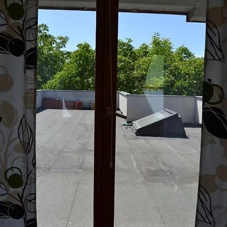 Large House With Parking, 30 Min To Prague Center * Uvaly (Central Bohemian)